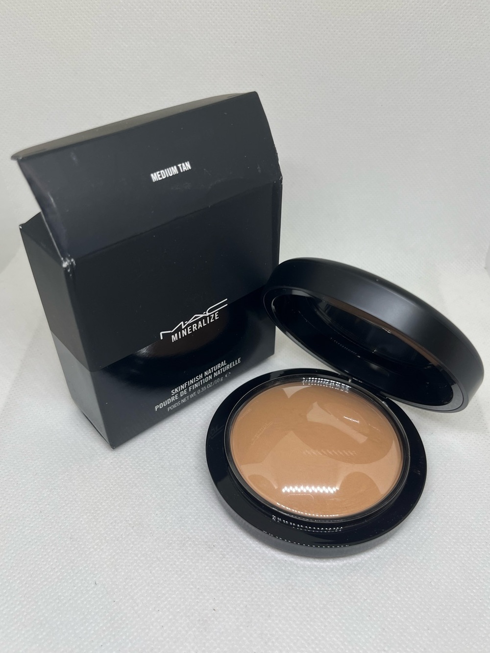 NEW MAC Medium Tan Mineralize Skinfinish